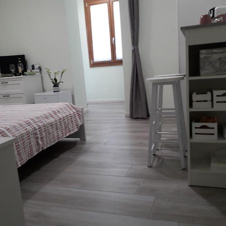 Casa Liberty Hotel Mandello del Lario Bagian luar foto